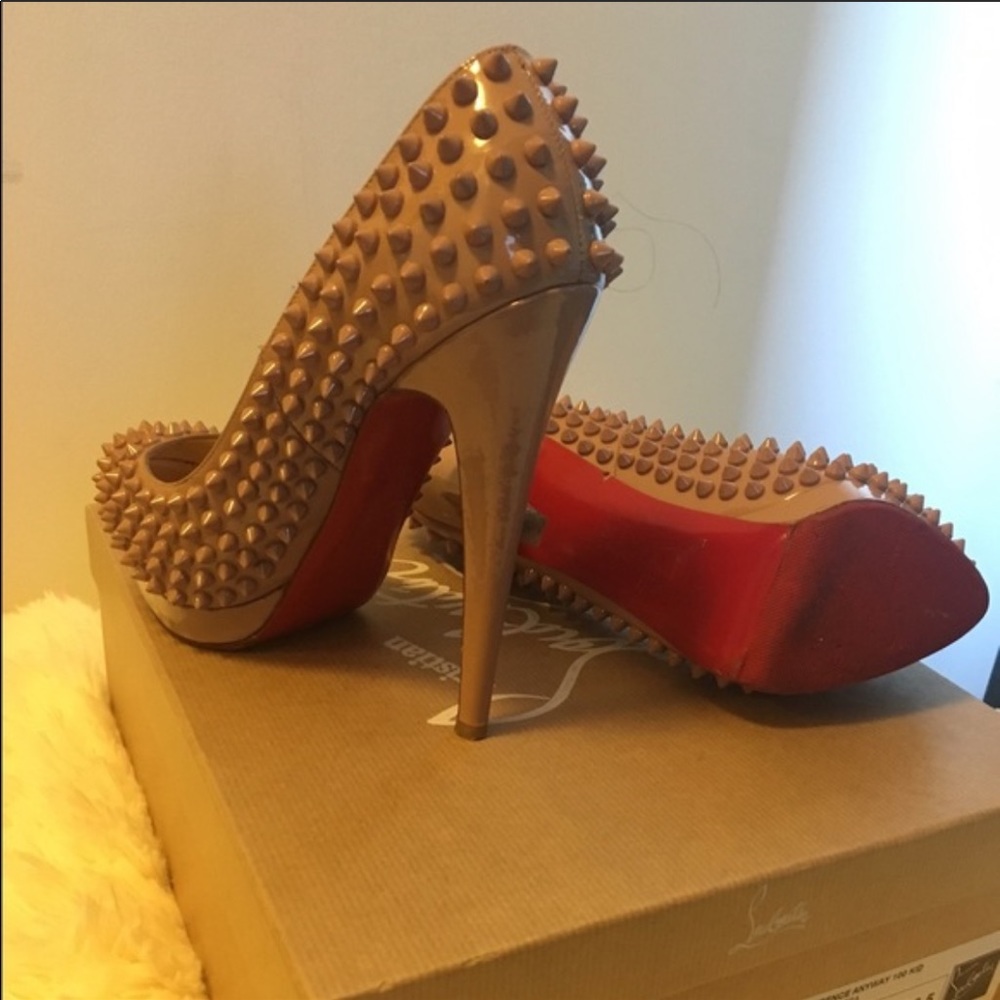 Authentic Christian Louboutin heel